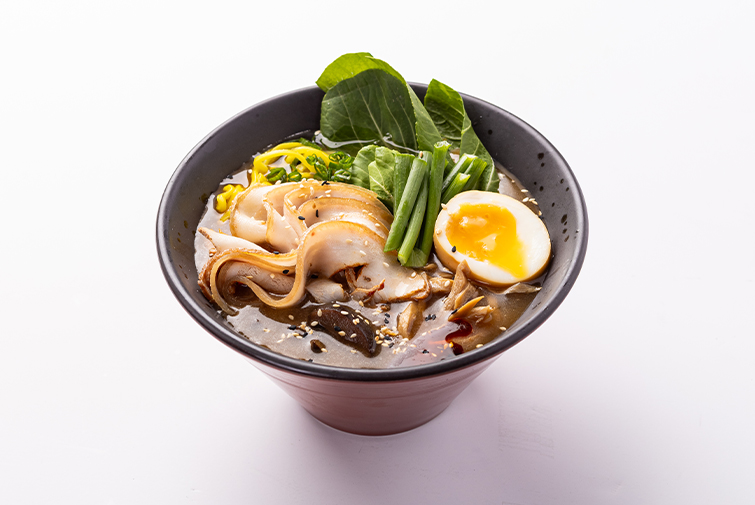 Miso ramen sa svinjetinom